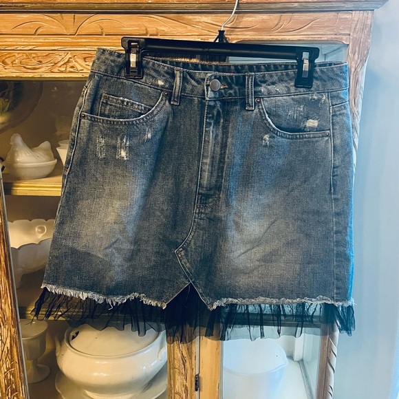 Chelsea & Violet Distressed Denim Skirt with Black Fringe XL - Picture 1 of 4